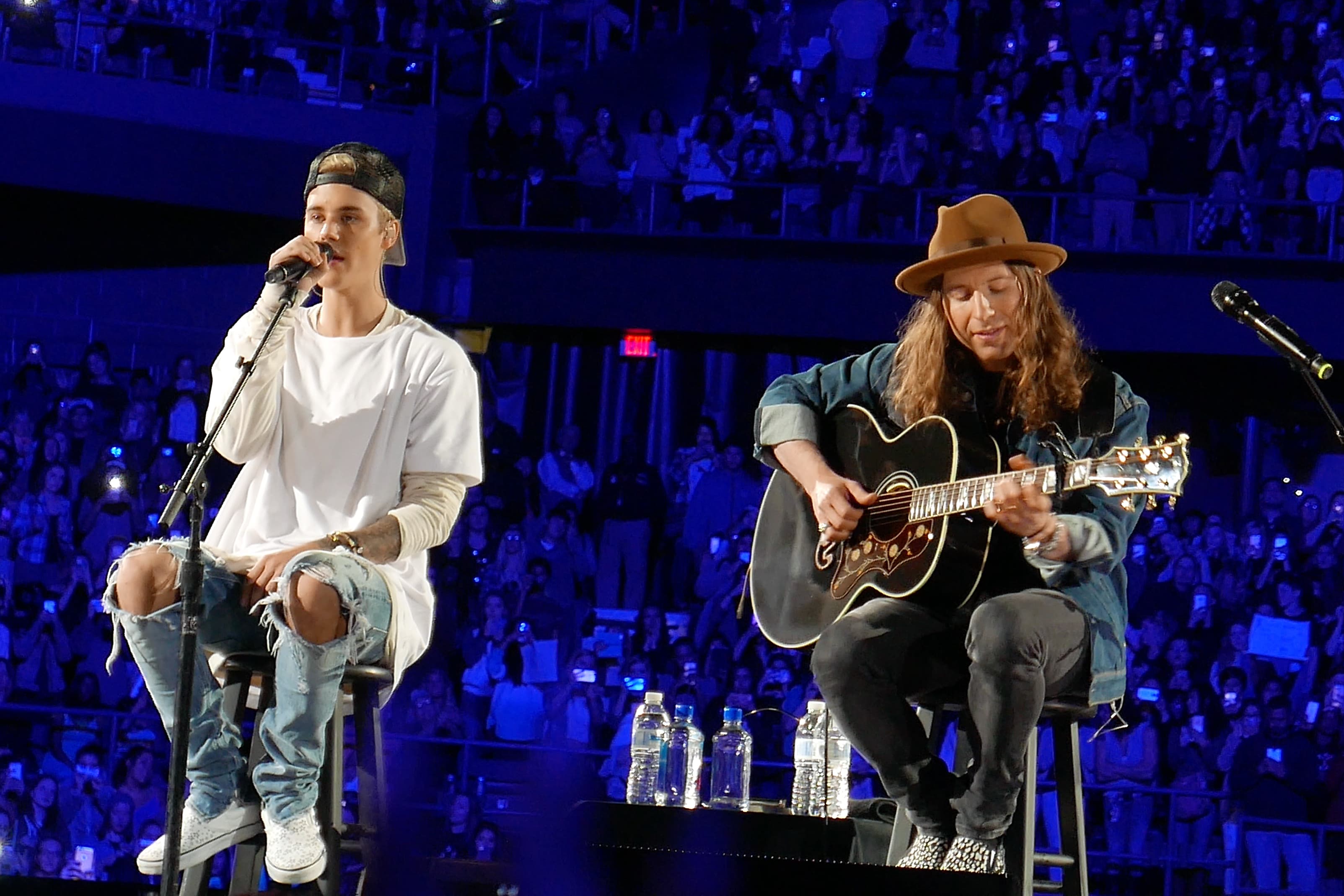 Justin Bieber performing on stage in concert (2015)