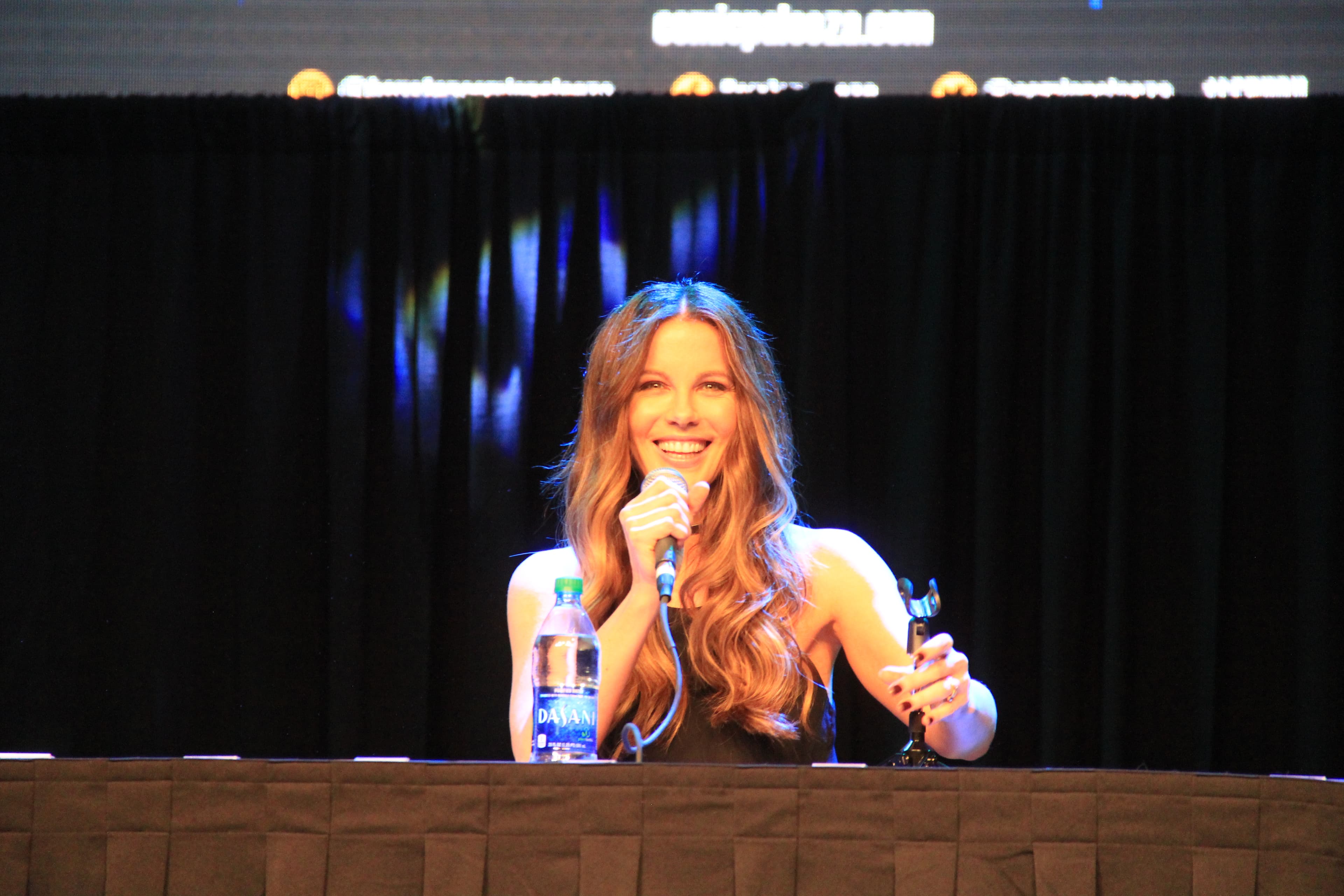 Kate Beckinsale at Comicpalooza 2016