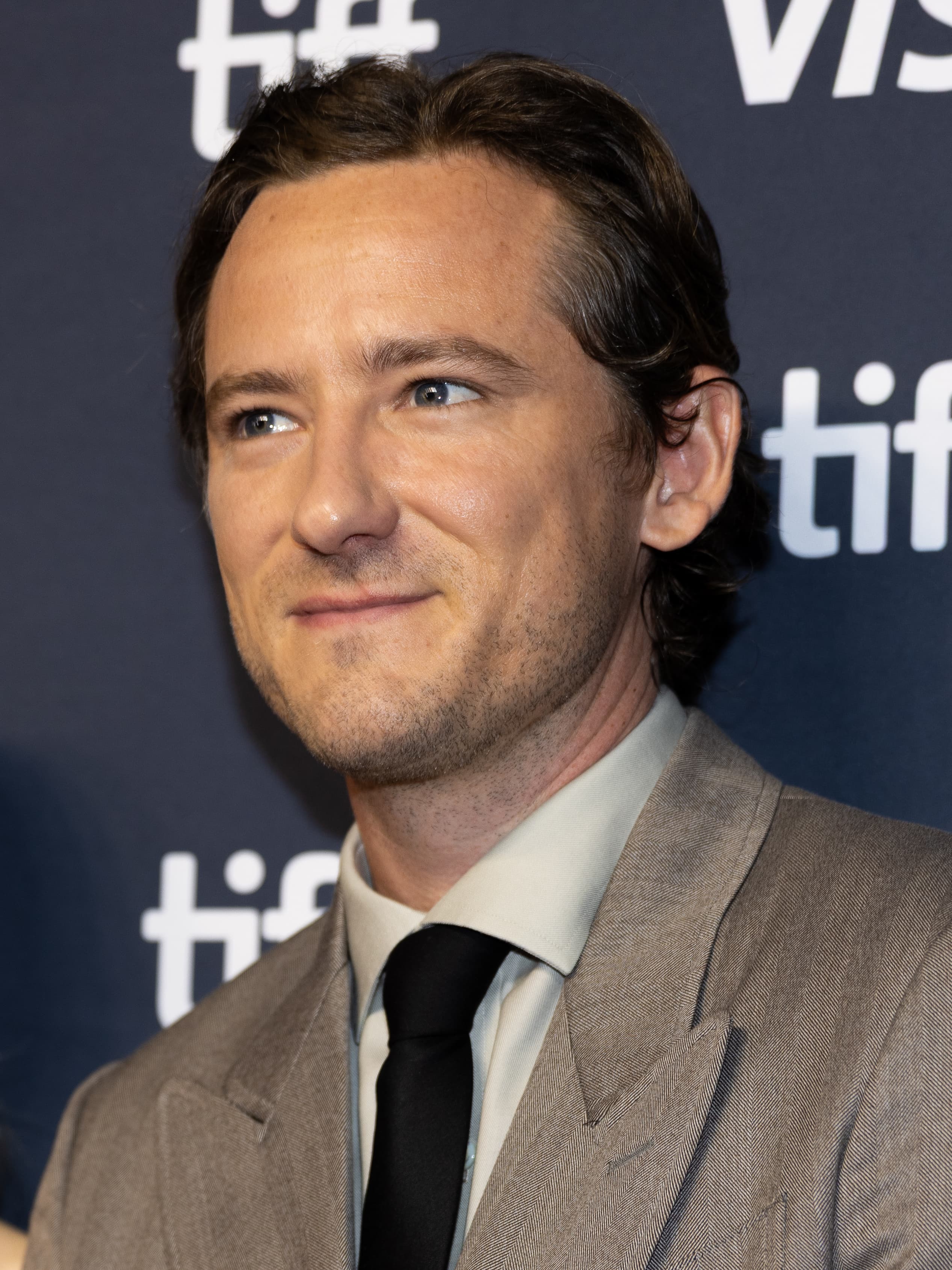 Lewis Pullman